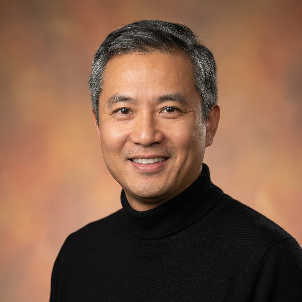 青柠视频影视导演陈逸风